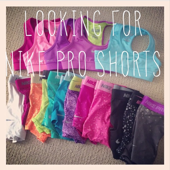 💋💋 LOOKING 2 BUY or TRADE!