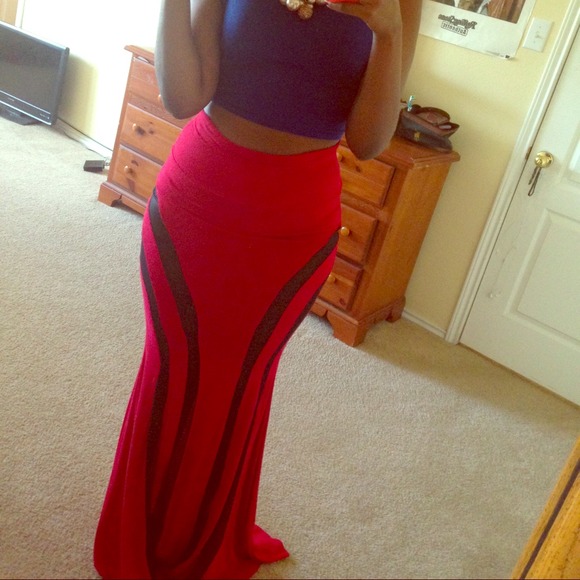 Dresses & Skirts - High waist skirt