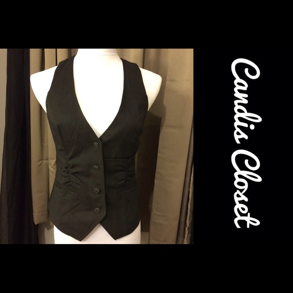 Beautiful Vest - Picture 1 of 4