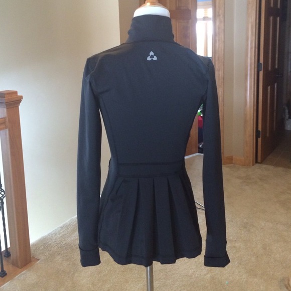 Reebok ruffled sweatshirt SOLD