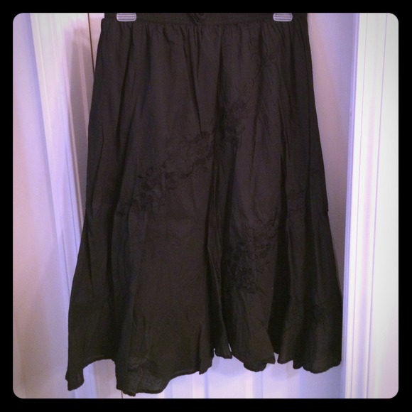 Plus size black linen skirt!!