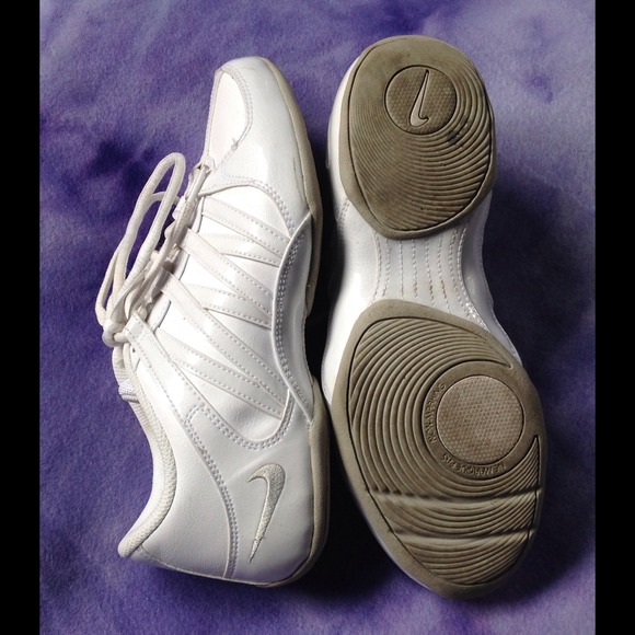 Nike Flash cheer shoes 🎀