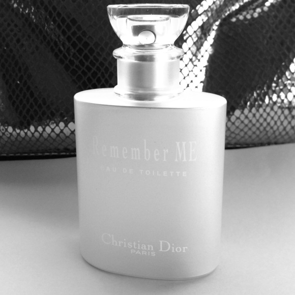 🎀CHRISTIAN DIOR🎀REMEMBER ME PERFUME👍