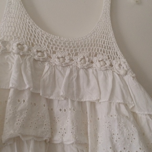 Forever 21 White Summer Tank Top Cami - Picture 2 of 3