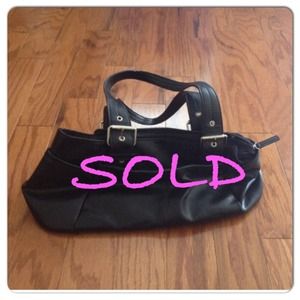💢SOLD💢 Kenneth Cole Reaction black purse