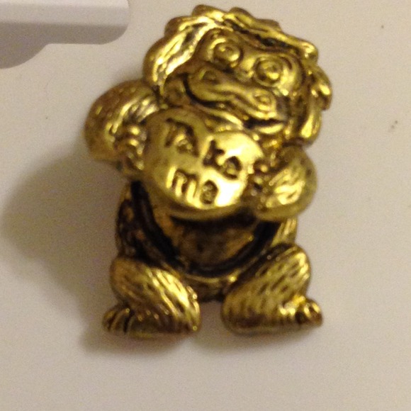 Animal earring with moving torso APE  [$3.00] - Picture 2 of 4