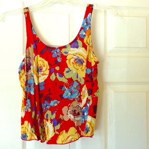 *Floral Crop Top*