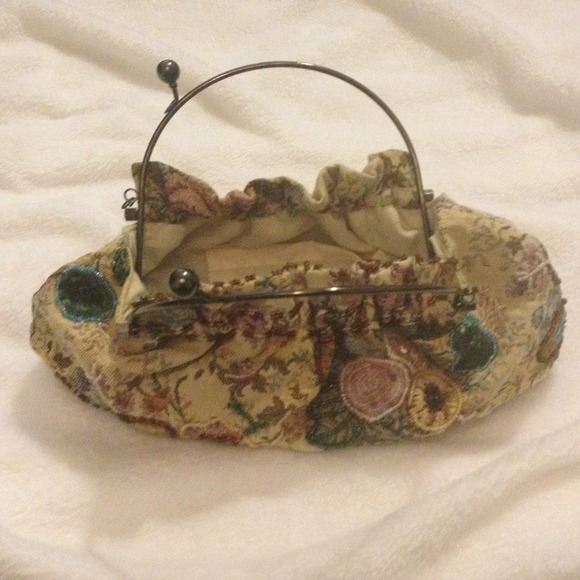 Purse - Picture 4 of 4