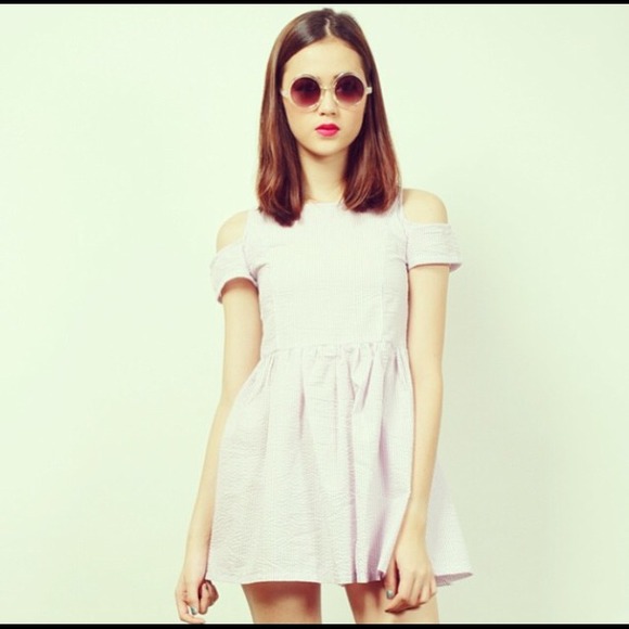 💥SOLD💥Runway Bandits seersucker cutout dress