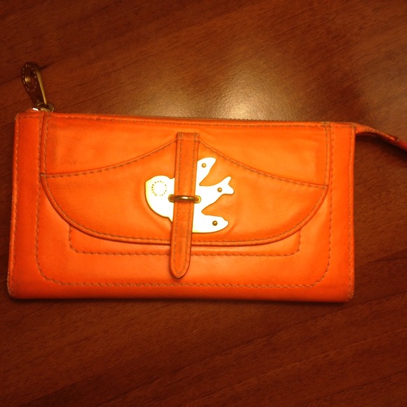 ✨PRICE REDUCED Marc Jacobs wallet clutch