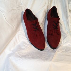 Creeper style lace up shoe