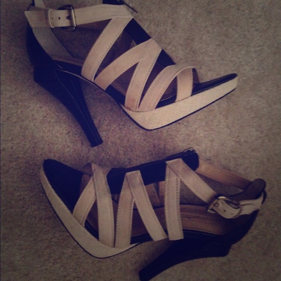 Bcbg sexy heels