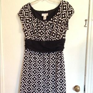 REDUCED!!! Figure flattering size 16 dress!