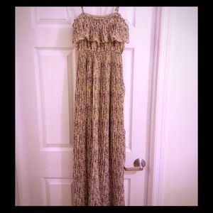 BoHo delicate paisley print maxi