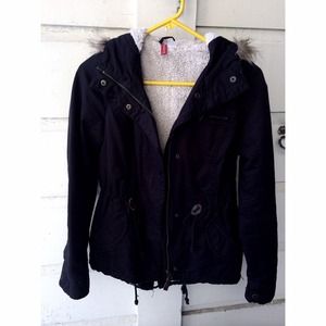 Black ⛄️ H&M anorak