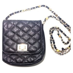Black chain cross body