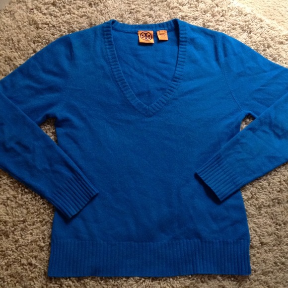 TORY BURCH 100%cashmere sweater size M