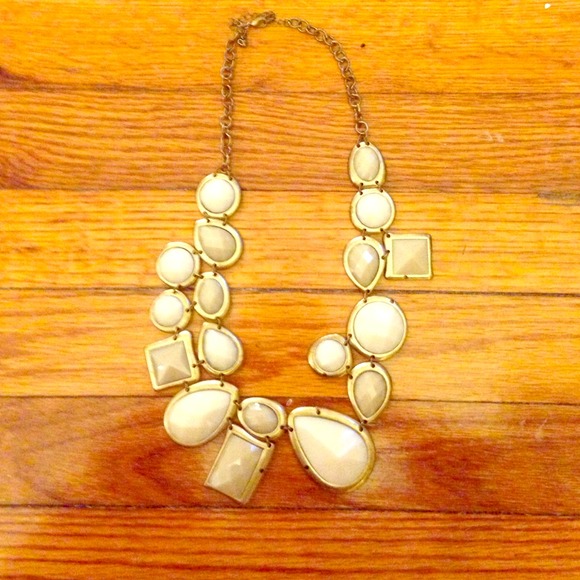 Statement necklace