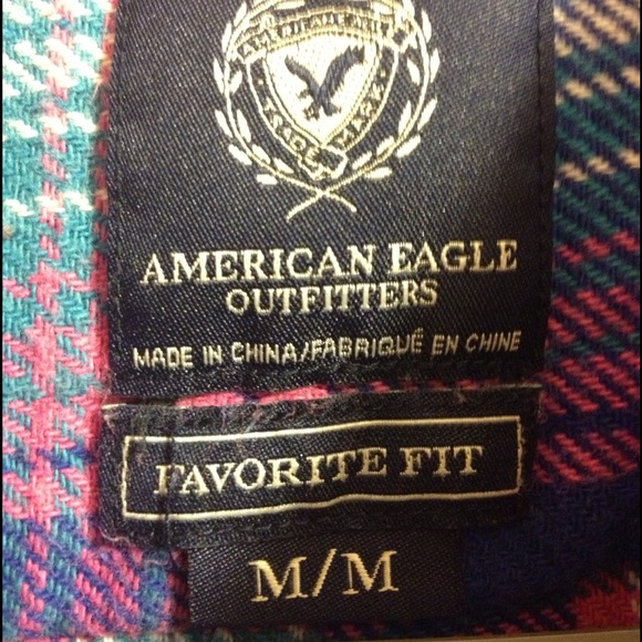 AE Favorite Flannel - Picture 3 of 4