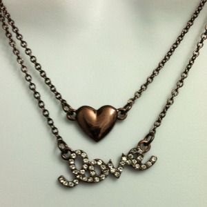 Rose gold-tone 'Love' necklace