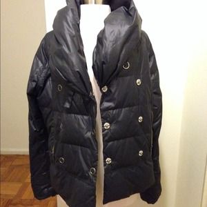 GUESS Light pruff jacket