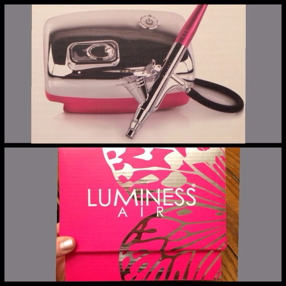Luminous makeup air brush
