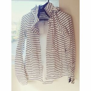 Lululemon Jacket *with cuffins