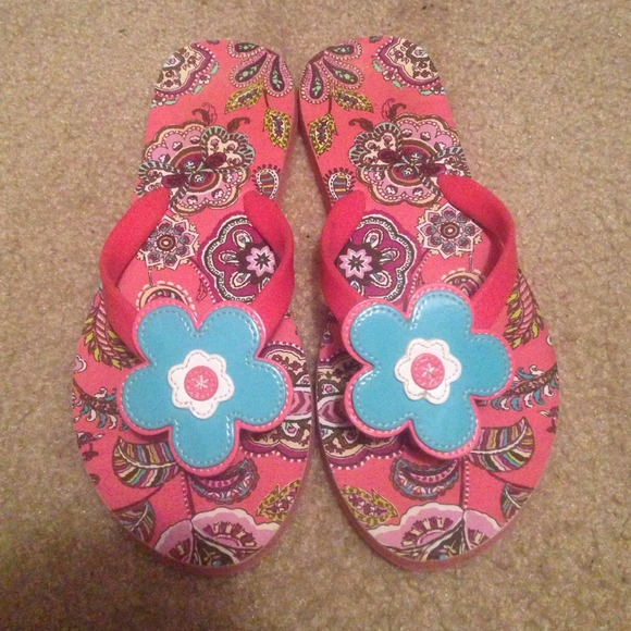 Vera Bradley flip flops