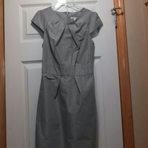 SOLD!!!!!!NWT Banana Republic size 2