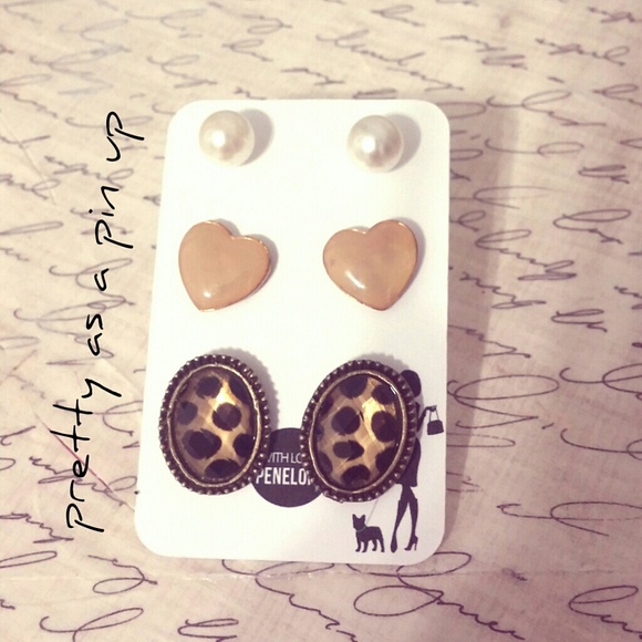 Vintage pinup leopard Earring set rockabilly