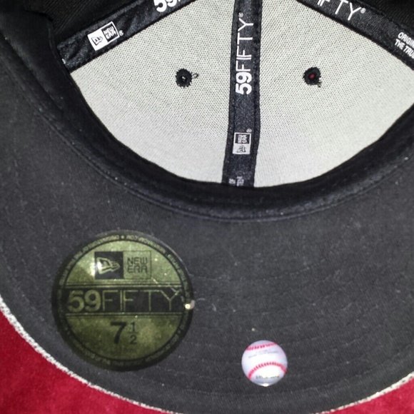 Mariners hat - Picture 3 of 4