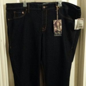 *REDUCED* size 3x, dark rinse jeans