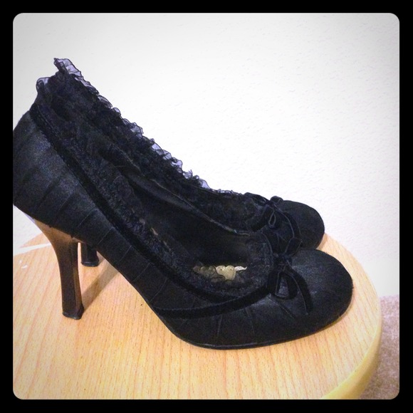 Black heels