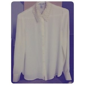 NWOT Cream Blouse!!