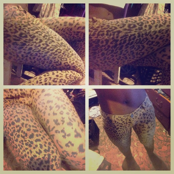 Cheetah print pants!!!