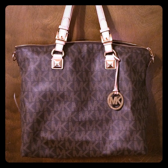 Michael Kors Signature Logo Print Tote