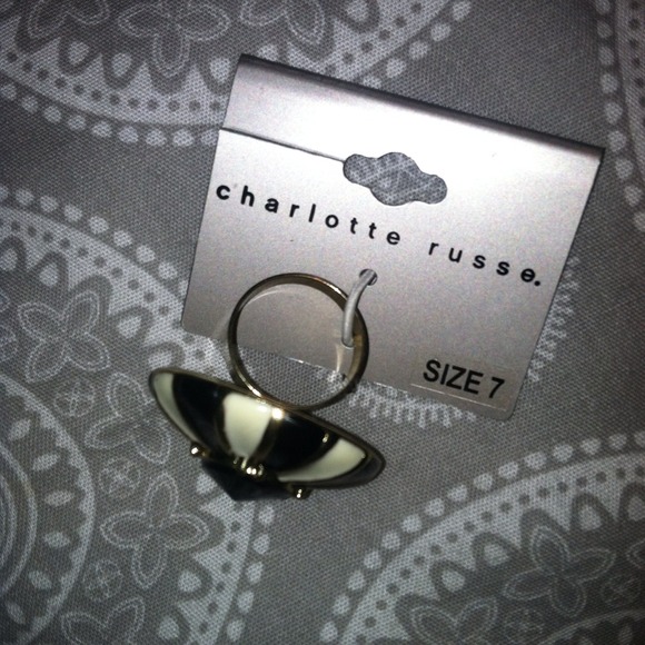 Black and white gold ring :new - Picture 2 of 2