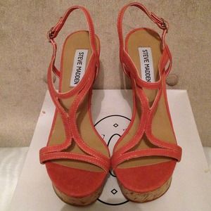 Steve Madden "Taimed" Coral Platform Wedges