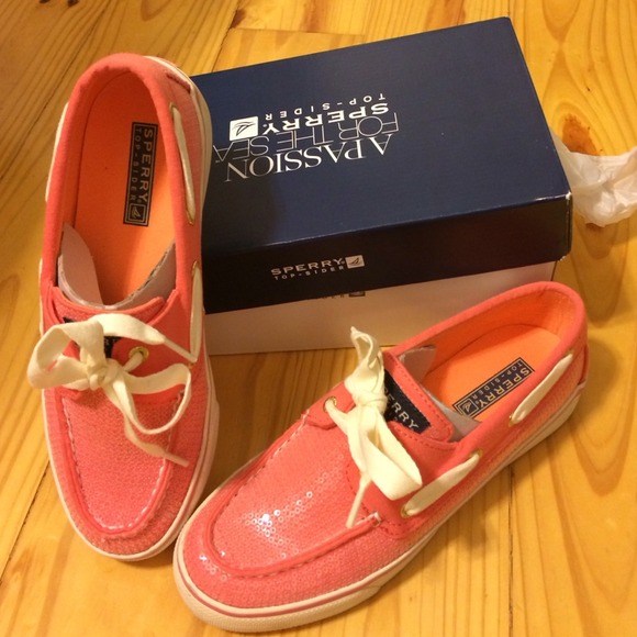 🌟🎉REDUCED🎉🌟Coral sperry top sider