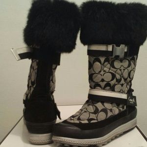 JUST REDUCED *Authentic* Boots with box