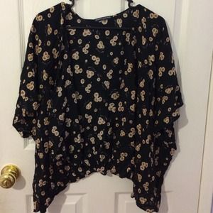 Brandy Melville Sun Flower Kimono