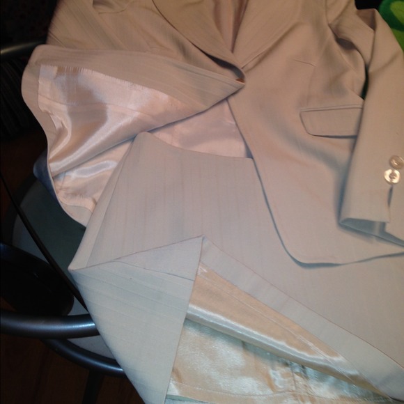 Skirt suit Bebe - Picture 3 of 8