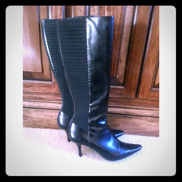***Sold in bundle****Calvin Klein Black Leather
