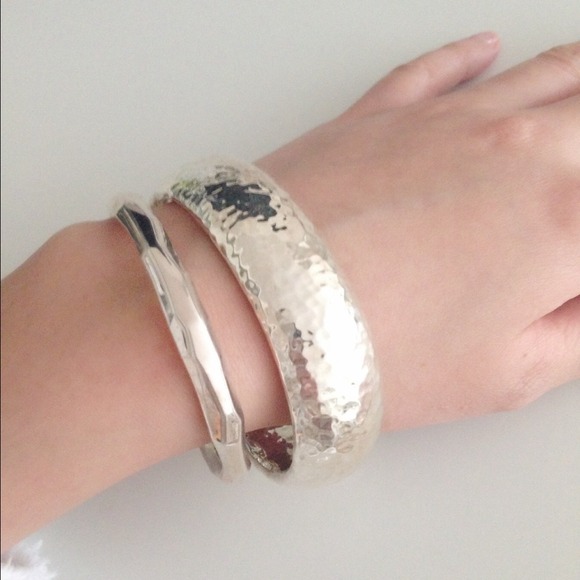 Ippolita sterling silver Hammer-made bangles(sold)