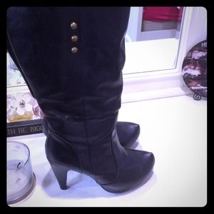 ❤️SOLD❤️Size 10 wide torrid boots