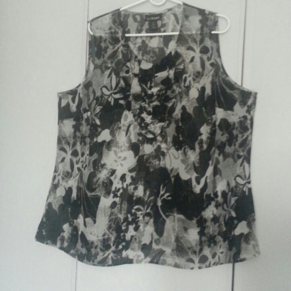 *Flash Sale* LB-Sheer Ruffle Front Top