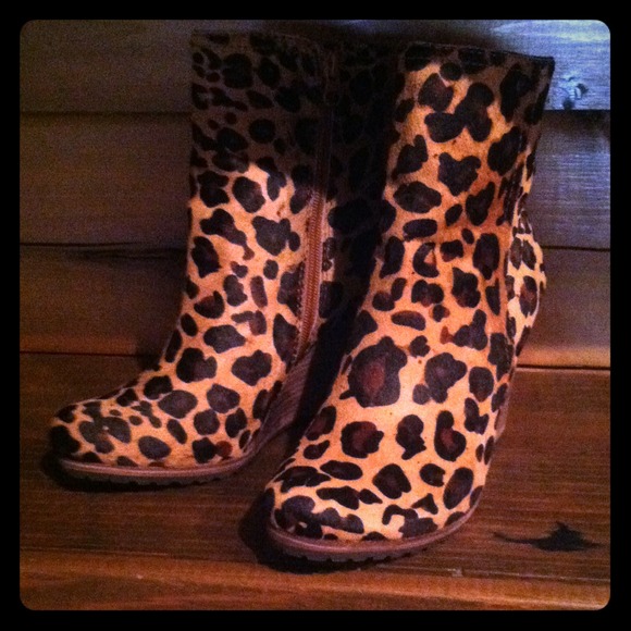 Calvin Klein Leopard Booties