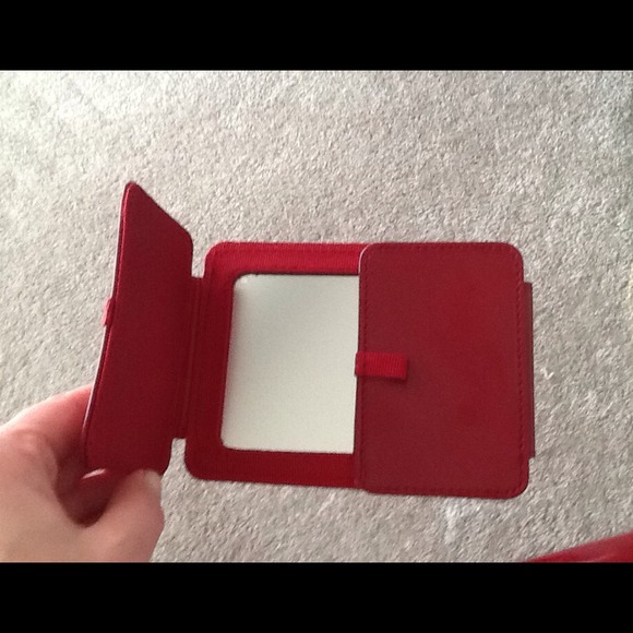 ESTÉE LAUDER clutch - Picture 2 of 3