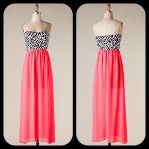 Maxi dress