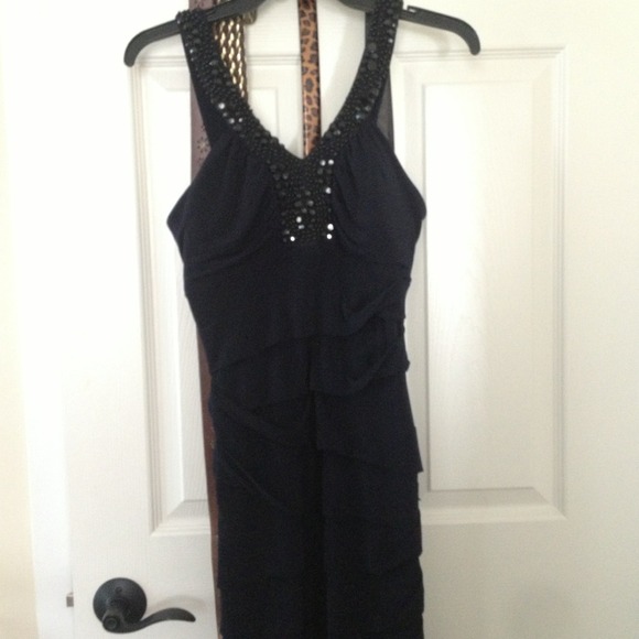 Prom Dress/ Formal Dress - Picture 2 of 4